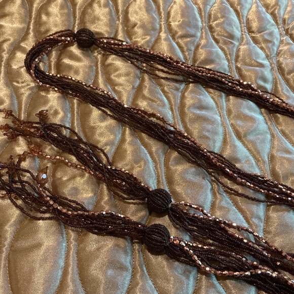3 VINTAGE Beaded, Disc and Reversible Quartz Belts - Picture 9 of 10